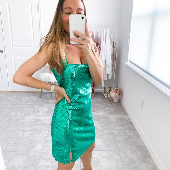 Bright Green Sleeveless Sequin Cocktail Dress - Picture 11 of 15